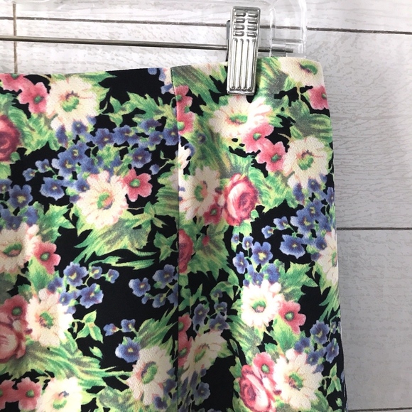 Forever 21 Green Floral Print Flare Skater Skirt - Picture 3 of 8
